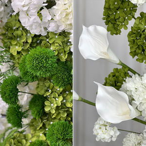 Arche florale en soie réaliste faite à la main, tons blancs et verts, pour mariages, anniversaires et célébrations de la rentrée scolaire - Product Image 4