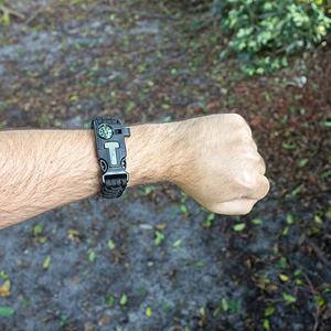 สร้อยข้อมือ paracord พร้อมอุปกรณ์เสริมสร้อยข้อมือ paracord - Product Image 4