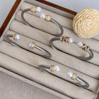 Nouvelle Arrivée Mode Bracelet Manchette en Cuivre Micro-Pavé avec Boule Torsadée