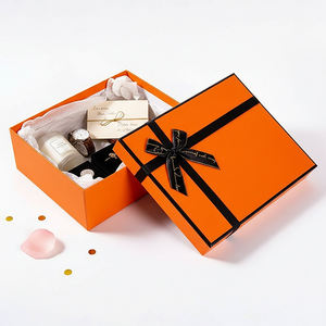 Scatole regalo in cartone con coperchio e base arancioni, personalizzabili con stampa, per confezionare candele. - Product Image 3