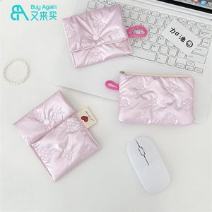 2025 tendencia Rosa Beige lindo lazo cremallera PU cuero pequeño acolchado Puff Puffy Puffer <span class=keywords><strong>Mini</strong></span> moneda lápiz labial maquillaje cosmético bolsa - Product Image 4