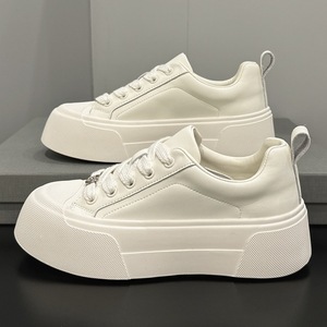 Zapatos Casuales de Moda con Plataforma Gruesa, Estilo Moderno Primavera 2026, con Cordones Inclinados y Suela Blanca - Product Image 1