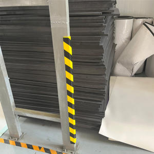 Aide au stationnement pour <span class=keywords><strong>garage</strong></span> Protecteur en caoutchouc en mousse PU Protecteur de bord de mur anti-rayures avec avertissement Pare-chocs d'angle - Product Image 5