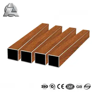 Commercio all'ingrosso 6063 t5 10x10 profilo del tubo del tubo quadrato dell'estrusione della lega di alluminio del grano di legno