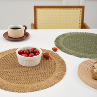 Sous-verre rond en papier tissé fait à la main, bord en pompon, design moderne et simple, sous-verre chinois, tapis de table, décoration de table, résistant à la chaleur