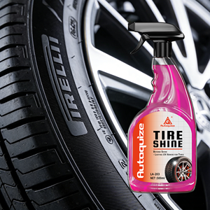 Agent de rénovation de <span class=keywords><strong>pneus</strong></span> OEM : Élimine l'oxyde, rehausse la brillance noire, protection UV, prévient le vieillissement et les fissures du caoutchouc pour une brillance optimale des <span class=keywords><strong>pneus</strong></span> - Product Image 1