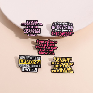 Citations inspirantes positives thème drôle lettre texte émail broche métal Badge broche pour sac à dos vêtements accessoires cadeaux - Product Image 1