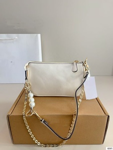 Bolsos de Hombro de Cuero PU con Estampados Bordados para Mujer, Bolsos de Diseñador y Bolsos de Mano de Lujo para Mujer, 2025 - Product Image 5