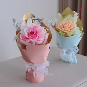Bouquet di Fiori Stabilizzati Personalizzabili all'Ingrosso dalla Fabbrica - Rose Vere Stabilizzate di Tendenza 2026 per Centrotavola e Decorazioni Nuziali - Product Image 4