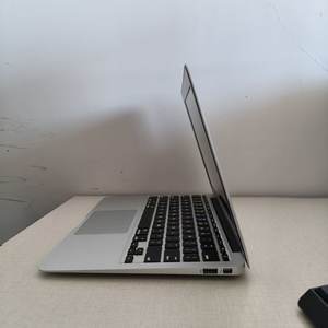 Pour ordinateur portable <span class=keywords><strong>Air</strong></span> 2014 A1465 I5 4 Go 128 Go SSD 11,6 pouces, prix de gros bon marché et abordable, débloqué, ordinateur portable d'occasion pour les entreprises - Product Image 4