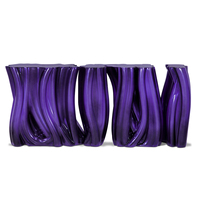 Meubles élégants pour salon, console d'entrée moderne monochrome avec un design audacieux et courbé, finition laquée violet électrique
