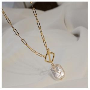 Collier en perles baroques de style 2021 pour femmes, forme naturelle avec un tempérament français léger et luxueux, chaîne de clavicule - Product Image 4