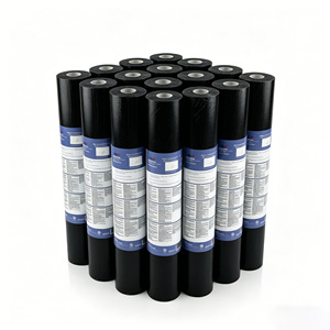 Sous-couche de <span class=keywords><strong>toiture</strong></span> hybride utilisant l'<span class=keywords><strong>étanchéité</strong></span> bitumineuse et la résistance synthétique pour une protection supérieure sur les pentes raides. - Product Image 1