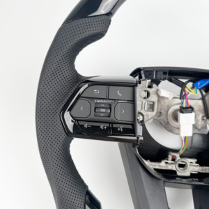Volante de fibra de carbono de cuero y madera personalizado <span class=keywords><strong>usado</strong></span> para <span class=keywords><strong>Toyota</strong></span> Hilux Fortuner Camry Land Cruiser Gr Corolla Hiace 86 Mark X - Product Image 2