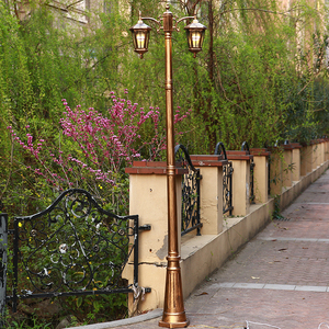 Lámpara de Jardín de Doble Cabezal para Exteriores, Poste de Hierro con LED, Pantalla de Vidrio, 2700K Blanco Cálido, IP66, Alimentación CA 220V, Sensor de Movimiento, 10 Años de Garantía - Product Image 5