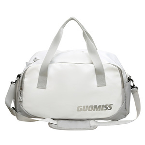 Sac de voyage multifonctionnel léger et extensible, idéal pour le sport et le fitness, avec sangle réglable et imperméable, vente directe d'usine - Product Image 1