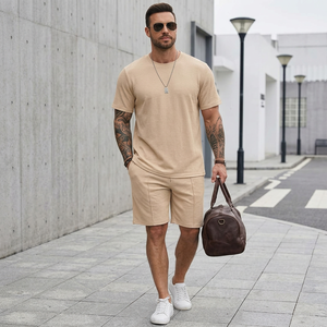 Conjunto de Punto de 2 Piezas Unisex Premium, Manga Corta, Cuello en V, Corte Holgado, Color Sólido, Atuendo Casual de Verano, Pantalones Cortos hasta la Rodilla, 95% Algodón, Estampado - Product Image 6