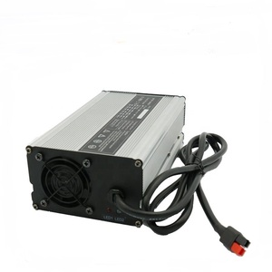 Nouvelles arrivées 28.8V 20A 8S 29.2V <span class=keywords><strong>Chargeur</strong></span> de batterie pour Scooter <span class=keywords><strong>Hoverboard</strong></span> pour <span class=keywords><strong>24V</strong></span> LiFePo4 <span class=keywords><strong>Chargeur</strong></span> de batterie - Product Image 2