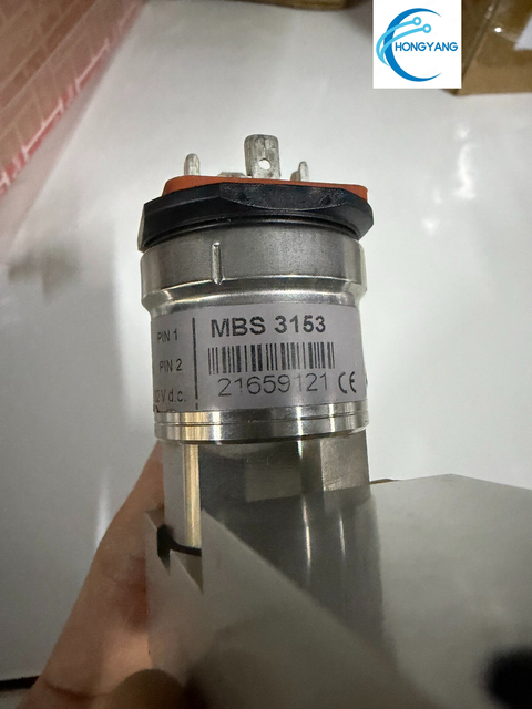MAN pressure sensor MBS3 153 380.99012-034