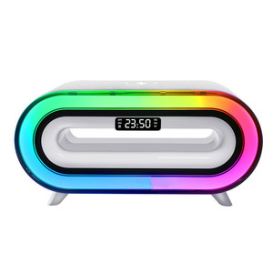 Lampe d'ambiance RGB portable avec mini-haut-parleur de bureau, horloge, radio FM, lecteur de carte TF et haut-parleur sans fil V5.0 - Product Image 1