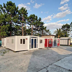Listo para la venta 40Ft Prefab Container House Pre-Fab Home con 3 dormitorios y sala <span class=keywords><strong>de</strong></span> estar <span class=keywords><strong>de</strong></span> diseño plegable para <span class=keywords><strong>tiendas</strong></span> - Product Image 6