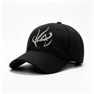 Gorra de Béisbol Negra Estructurada con Logotipo Personalizado, Adornada con Cristales de Imitación y Pedrería, 100% Algodón, Estilo Urbano, Unisex - Product Image 2