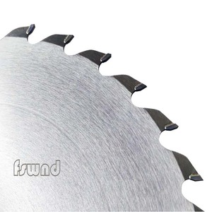 Industrielle Holzschneid-Kreissägeblätter mit Wolframkarbidspitzen zum Trimmen von Weichholz TCT-Klingen - Product Image 3