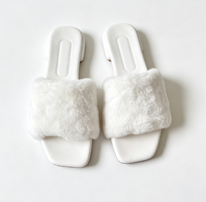 Pantoufles douces en fausse fourrure rose poudré pour femmes, à deux brides, antidérapantes, pour chambre d'enfant, commande d'essai pour distributeurs - Sweet Lady - Product Image 2