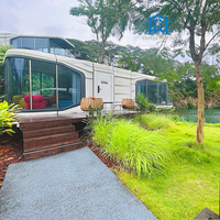 Maison modulaire de luxe en acier préfabriqué à ossature métallique 3D, maison-conteneur à deux étages, moderne, étanche/isolée, villas en forme de capsule spatiale
