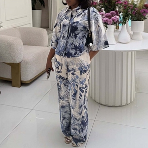 Set Trendy da <span class=keywords><strong>Donna</strong></span> con Stampa Tropicale, 2 Pezzi: <span class=keywords><strong>Camicia</strong></span> con Maniche 3/4 <span class=keywords><strong>e</strong></span> Bottoni & <span class=keywords><strong>Pantaloni</strong></span> a Gamba Larga, <span class=keywords><strong>Completo</strong></span> Elegante da <span class=keywords><strong>Donna</strong></span> - Product Image 1