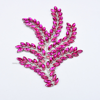Appliques thermocollantes 3D faites à la main avec strass étincelants motif floral pour vêtements de défilé de mode et projets DIY