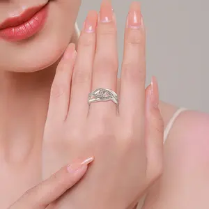 Fashion Girl Ring S925 Silver Twisted Cross Interlocking Design Jewelry Zircon Infinite Ring Female