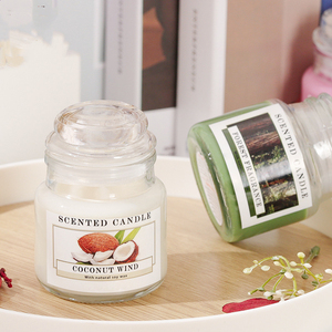 เทียนหอมถั่วเหลืองสไตล์อเมริกัน ยี่ห้อ Yankee สำหรับตกแต่งบ้านในเทศกาลปีใหม่ วันรับปริญญา วันวาเลนไทน์ และงานแต่งงาน - Product Image 2