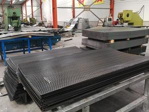 Lámina de Malla Metálica de Acero Laminado en Frío Perforada con Orificios Redondos de Fabricantes, Certificada ISO9001 para Aplicaciones de Filtros de Partición de Paredes - Product Image 5