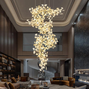 Lustre LED personnalisé en forme de feuille de Ginkgo, grand lustre en céramique en forme de branche d'arbre dorée pour hôtel, villa, hall d'entrée, escalier, salle à manger - Product Image 5