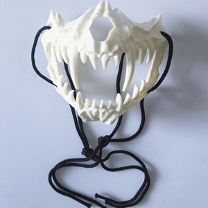Masque de loup-garou noir en plastique, accessoire de costume d'Halloween, accessoire de fête effrayant - Product Image 4