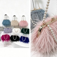 Sac de soirée Zeyu pour femme en fausse fourrure avec poignée en perles, fermoir Kiss Lock, pochette de mariage, sac bandoulière en peluche, sac à main en fausse fourrure écologique ODM