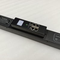 Smart 32A 240V Intelligent 3-Phase PDU Surveillance en temps réel Rack noir PDU Socket Intelligent Surveillance en temps réel Sortie disjoncteur
