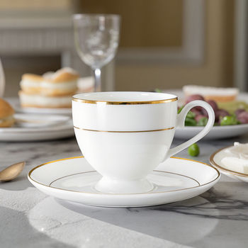 Luxury Gold Trim Coffee Cups Teacup with Plates Fine Bone China Arabic Tea Cup Saucer Set Customizable