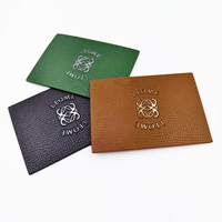 Étiquette de marque personnalisée en cuir PU gaufré avec logo, directement de l'usine, pour vêtements, sacs et chapeaux