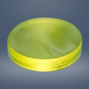 Plaque de cristal Gd3Al2Ga3O12 de qualité supérieure, 8 Mohs, lingot de cristal Ce:GGAG pour équipement d'inspection de sécurité haut de gamme - Product Image 1