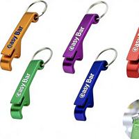 Porte-clés décapsuleur personnalisé en métal inoxydable pour canettes de bière, avec logo sur mesure