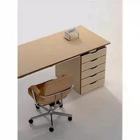 Bureau de direction commercial moderne et éco-responsable en contreplaqué de bouleau de style américain avec tiroirs et profilés en aluminium