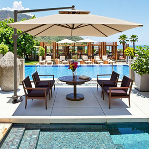 <span class=keywords><strong>Parasol</strong></span> d'extérieur LED étanche de style moderne, élégant pour jardins, parcs et patios, avec un design de style romain pour les hôtels - Product Image 3