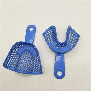 Produits d'hygiène buccale polyvalents Plateaux d'empreintes dentaires en plastique et acier inoxydable Instrument dentaire supérieur inférieur pour usage dentaire - Product Image 2