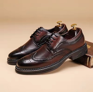 Chaussures de mariage en cuir Oxford à bout fermé, à enfiler, imperméables, légères, antidérapantes, motif floral intemporel, de Guangdong - Product Image 6