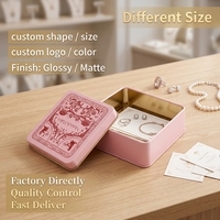 Boîte en métal carrée personnalisée avec logo en relief, idéale pour les cadeaux, les ornements et le rangement de bijoux – Vente en gros