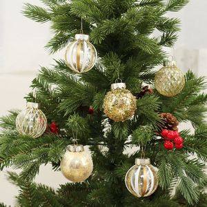 Vente flash - Ornements de Noël en plastique peints à la main de 6 cm, boules de décoration pour la maison - Product Image 2