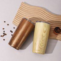 Gobelet isotherme personnalisé 20 oz en acier inoxydable avec motif bambou rustique et couvercle coulissant transparent, idéal pour les cadeaux avec logo personnalisé