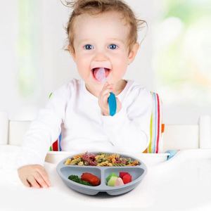 Tazón de Silicona para Comida y Agua para Perros, Diseño de Bolsillo, Tapete para Comida y Agua para Perros, Bordes Elevados, Gruesos, Anti-Mordidas y Antiderrames - Product Image 2